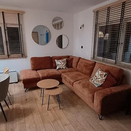 Dom Letniskowy Do Wynajecia Z Wlasna Przystania Nad Rzeka Narew - Linia Brzegowa *